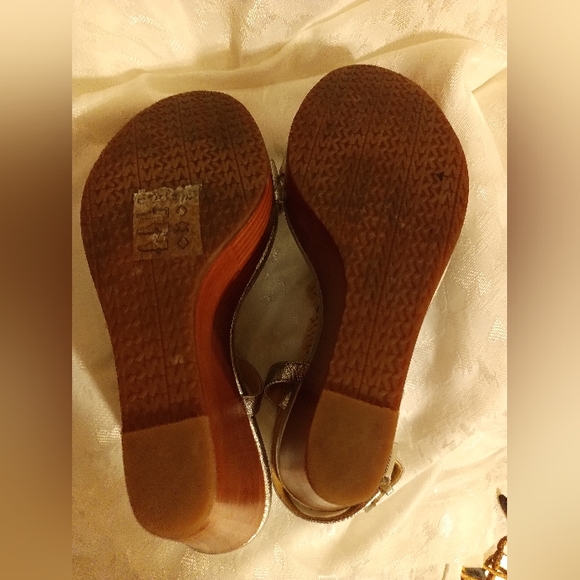 Michael Kors silver Holly rope wedge size 7 - Picture 5 of 7